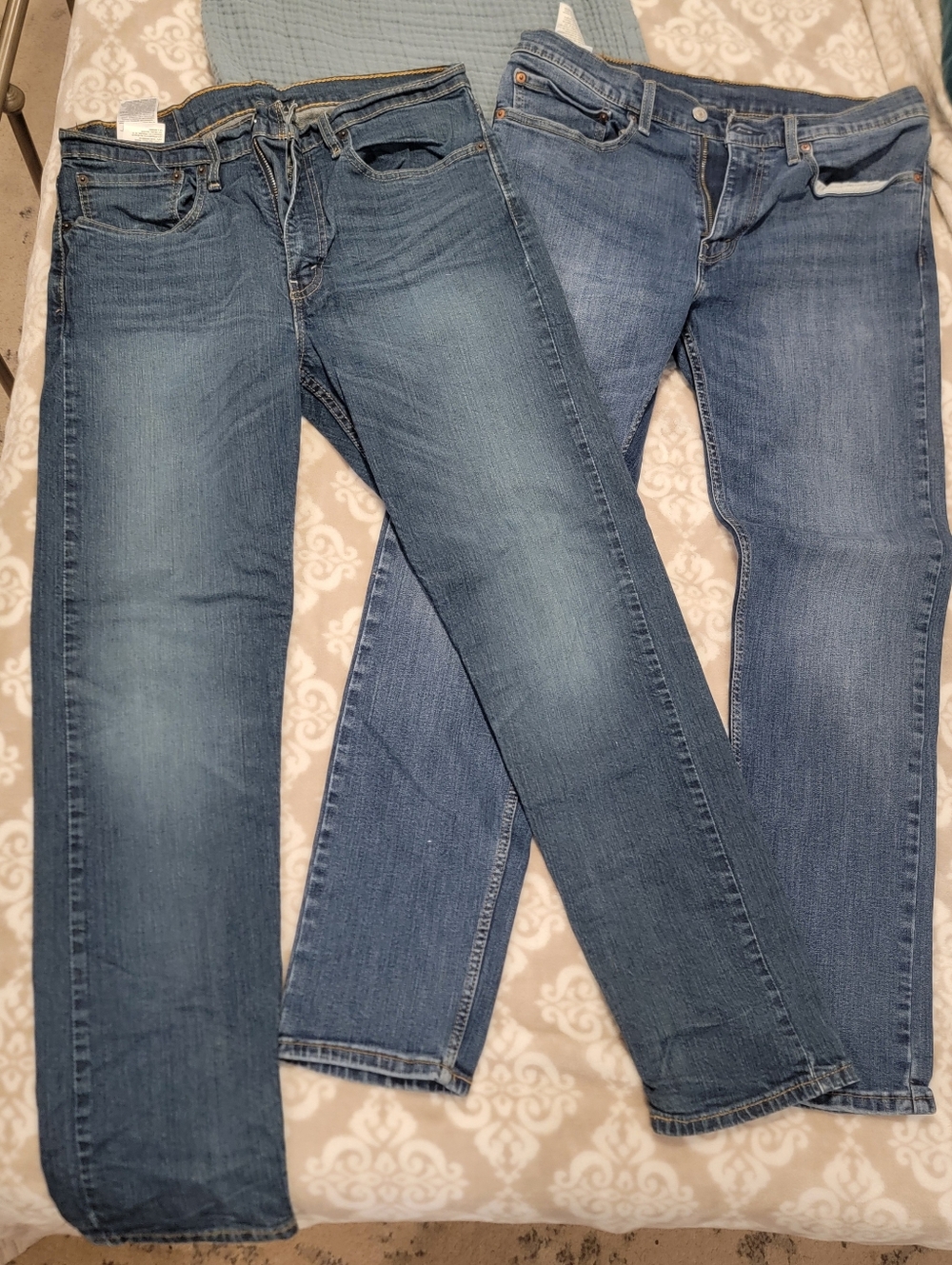 Levi's Men's 502 Relaxed Fit Blue Denim Jeans with Leather Patch